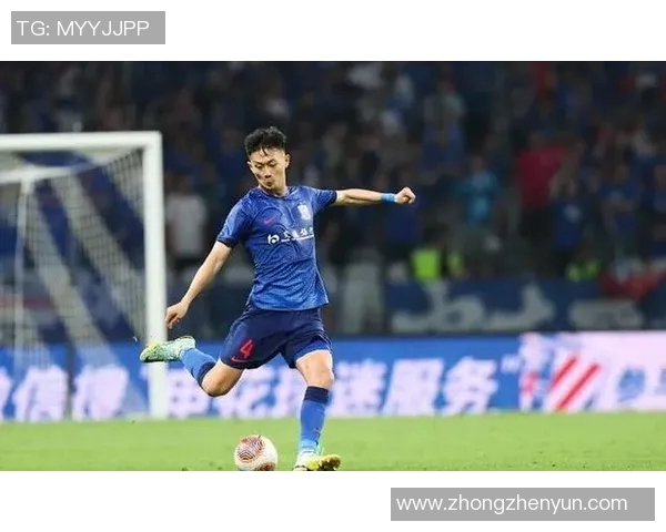 蒋圣龙头球破门助力上海申花迎战对手展现强大实力