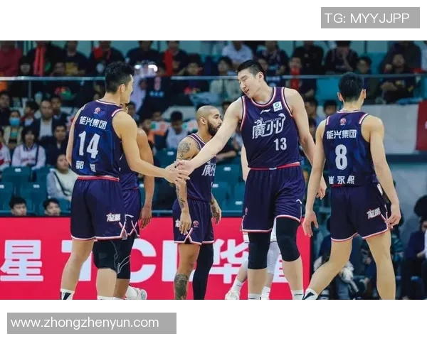 广州龙狮双外援巅峰对决,全力冲刺季后赛资格 广州龙狮双外援巅峰对决,全力冲刺季后赛资格